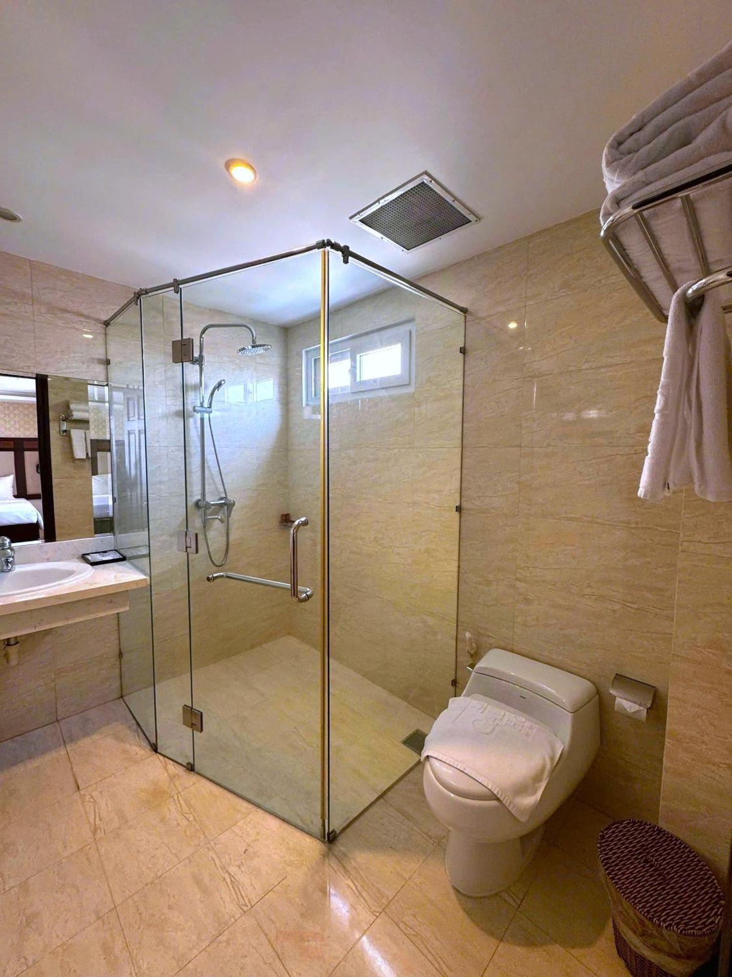 Galliot Hotel Nha Trang Exterior foto